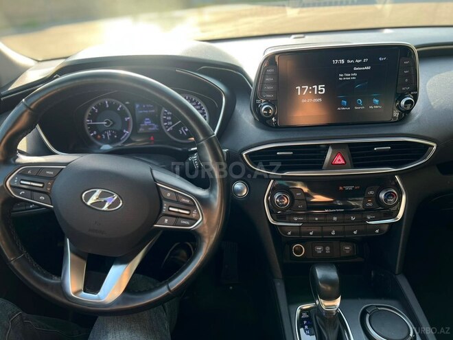 Hyundai Santa Fe-13
