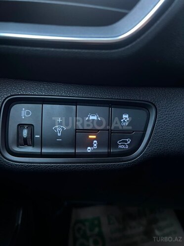 Hyundai Santa Fe-15