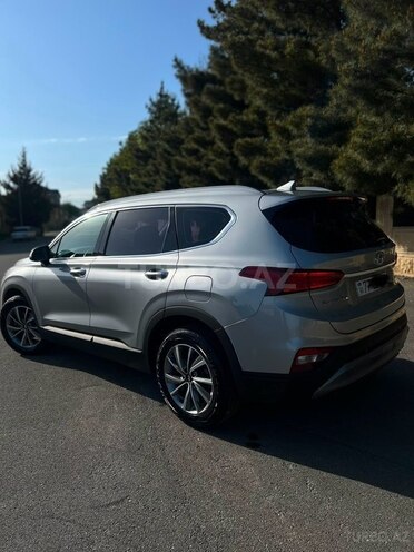 Hyundai Santa Fe-7