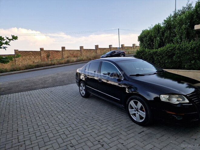 Volkswagen Passat-5