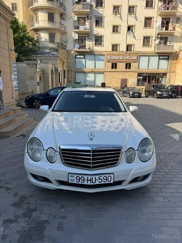 Mercedes E 220-4