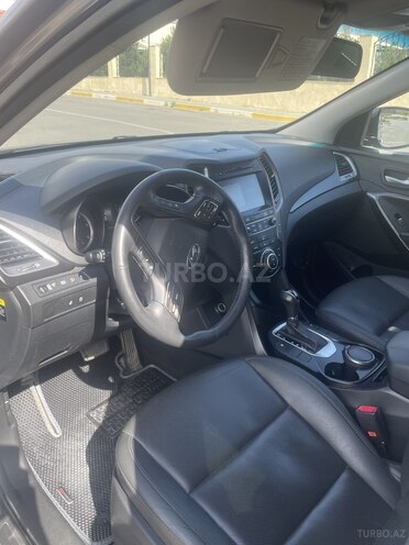 Hyundai Santa Fe-8