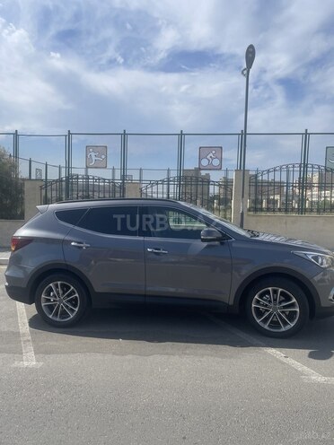 Hyundai Santa Fe-5