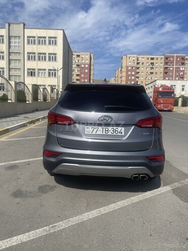 Hyundai Santa Fe-6