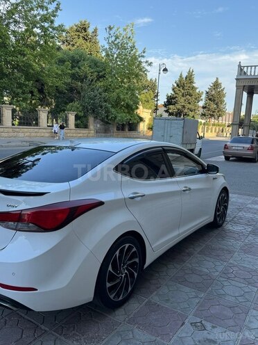 Hyundai Avante-4