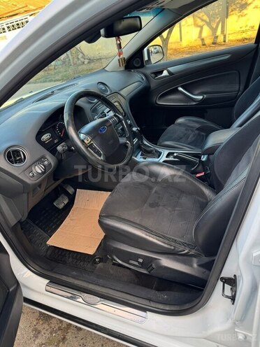 Ford Mondeo-6