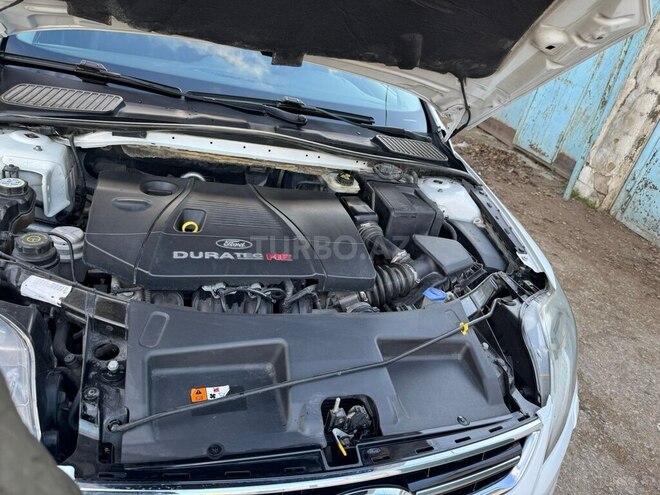 Ford Mondeo-11