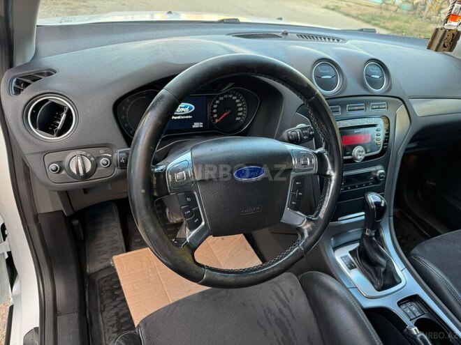 Ford Mondeo-9