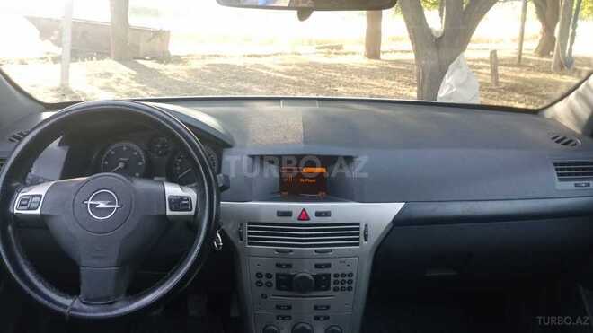 Opel Astra-10