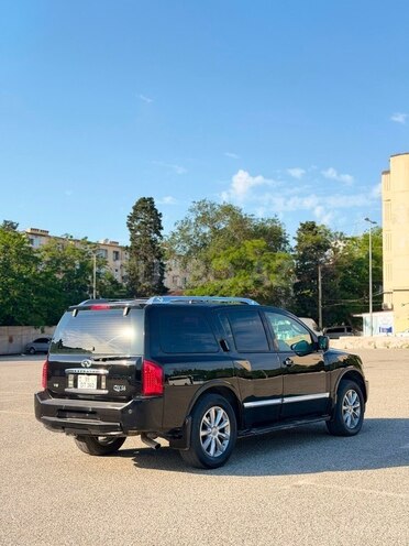 Infiniti QX56-5