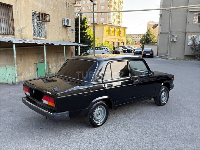 LADA (VAZ) 2107-4