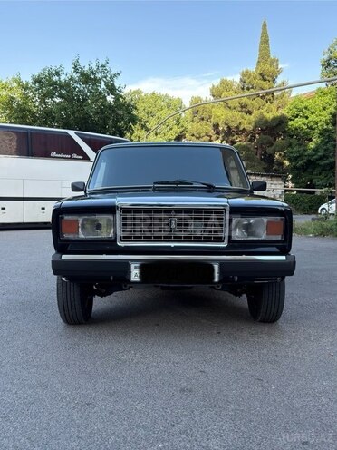 LADA (VAZ) 2107-1