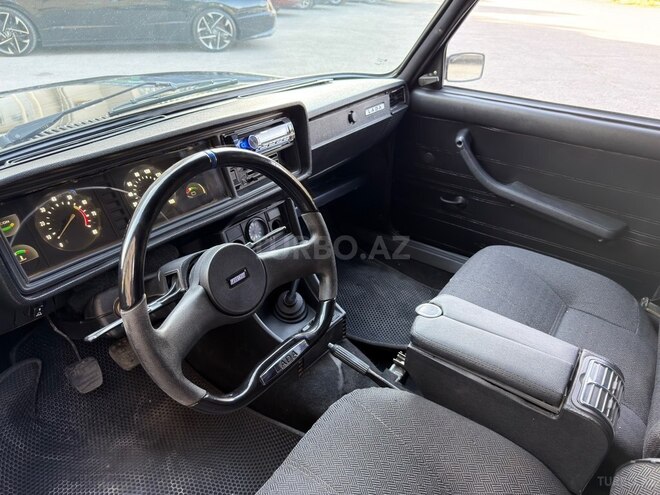 LADA (VAZ) 2107-10
