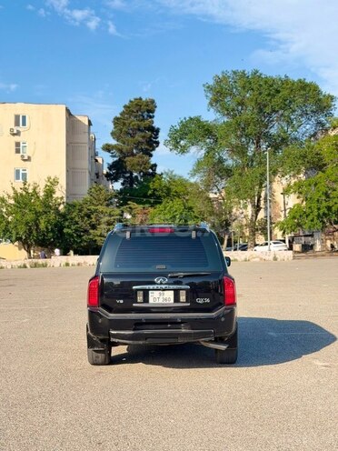 Infiniti QX56-4