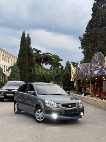 Kia Rio-13