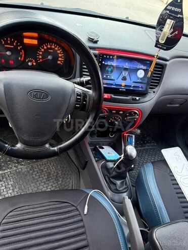 Kia Rio-6