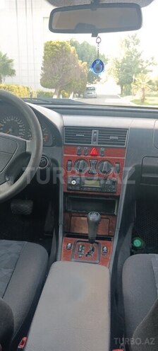 Mercedes C 180-11