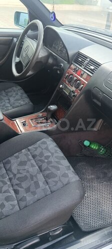 Mercedes C 180-7