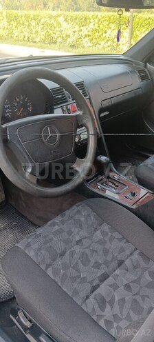 Mercedes C 180-13