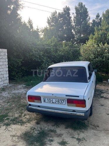 LADA (VAZ) 2107-2