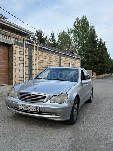 Mercedes C 320-3