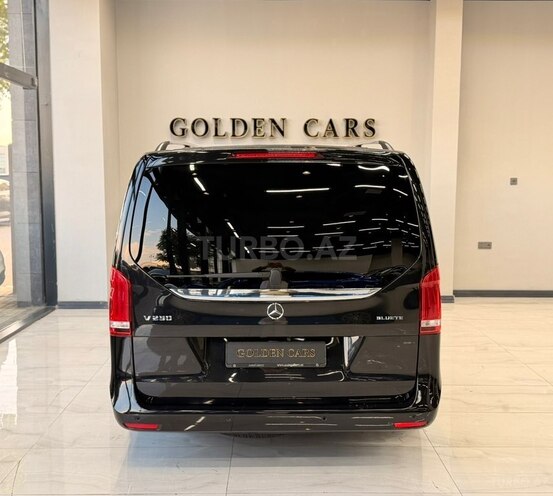 Mercedes V 250 2015, 32,000 km - 2.1 л - Bakı
