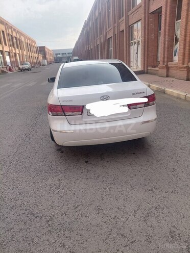Hyundai Sonata-2