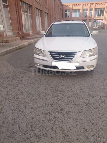 Hyundai Sonata-1