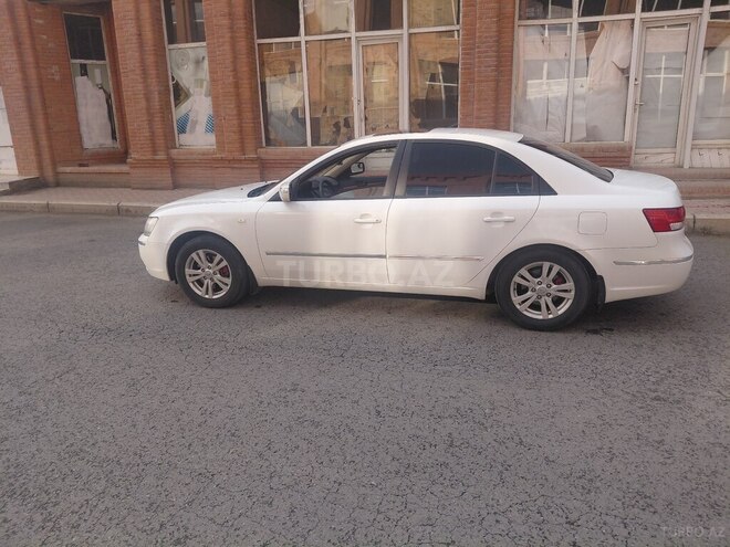 Hyundai Sonata-3