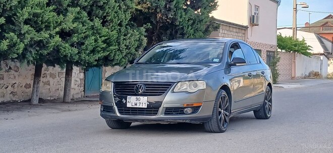 Volkswagen Passat-2