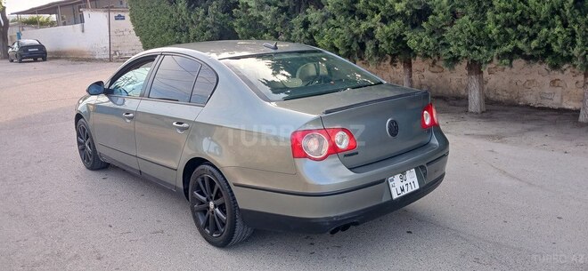 Volkswagen Passat-5