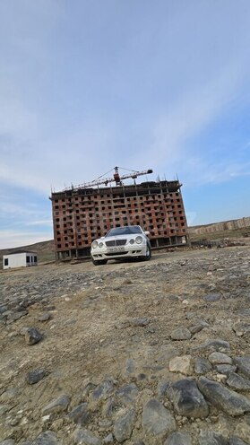 Mercedes E 320-2