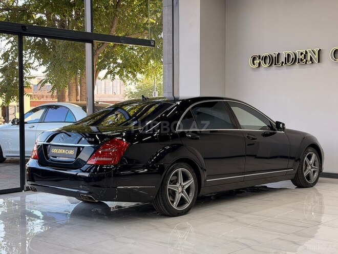 Mercedes S 550-8