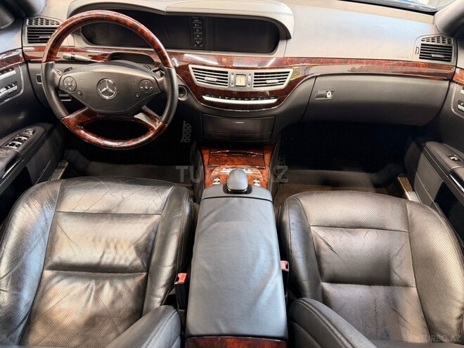 Mercedes S 550-10