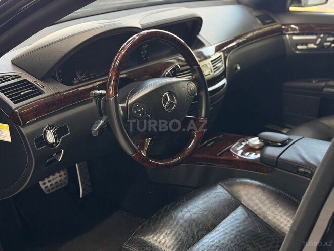 Mercedes S 550-13