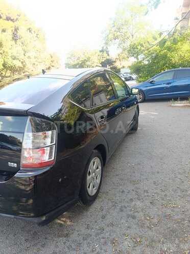 Toyota Prius-10