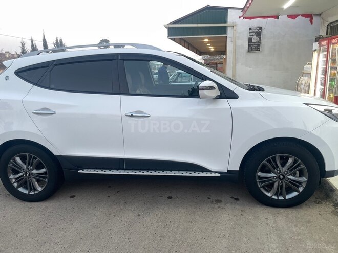 Hyundai ix35-4