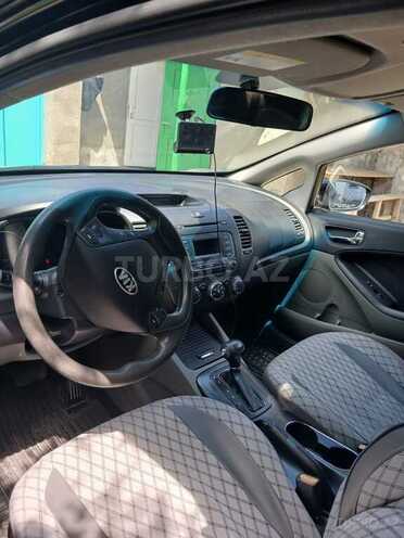 Kia Forte-11