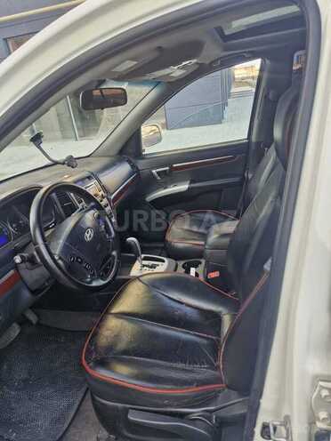Hyundai Santa Fe-9