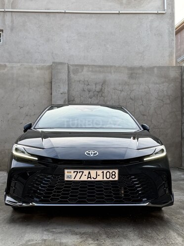 Toyota Camry-1