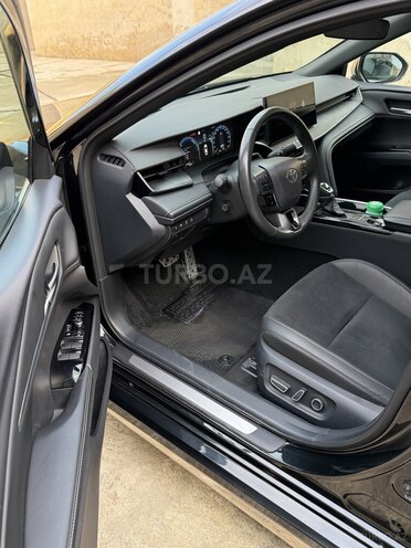 Toyota Camry-12