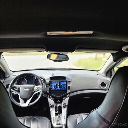 Chevrolet Cruze-7