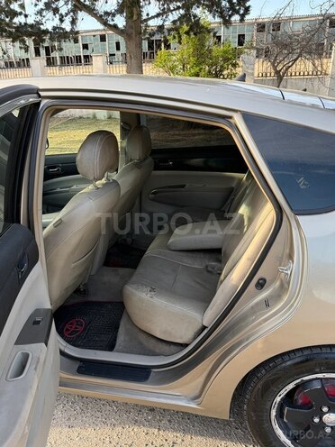 Toyota Prius-8