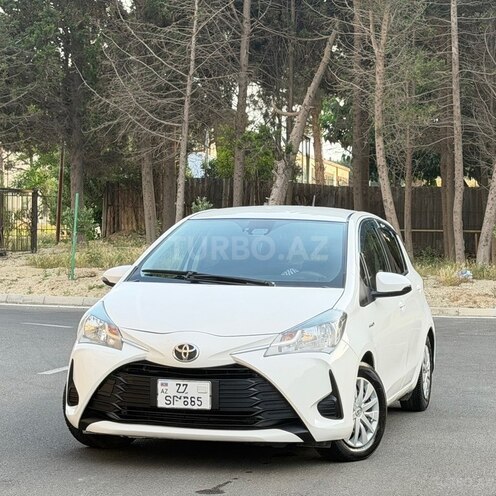 Toyota Vitz-3
