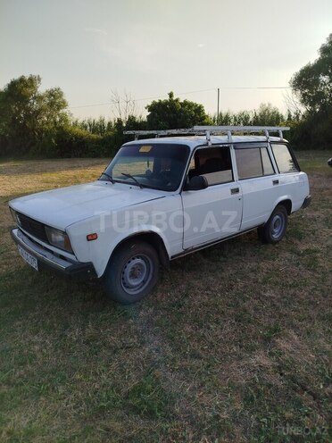 LADA (VAZ) 2104-2