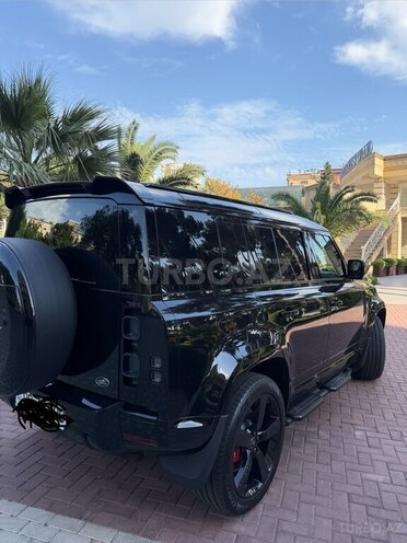Land Rover Defender-6