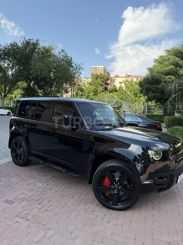 Land Rover Defender-4