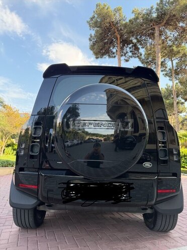 Land Rover Defender-9