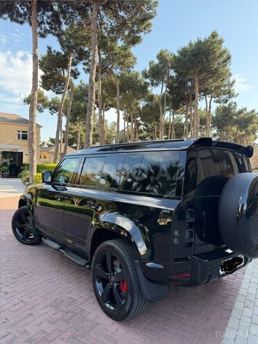 Land Rover Defender-10