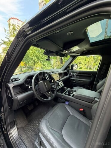 Land Rover Defender-12